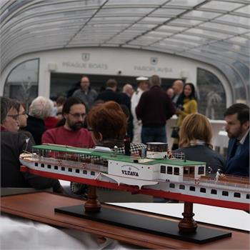 Nová známka s motivem parníku Vltava
