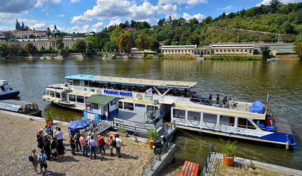 Loď Danubio