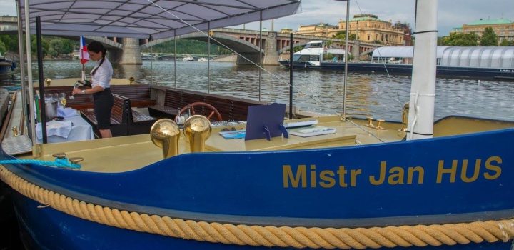 Nová loď Mistr Jan Hus představena